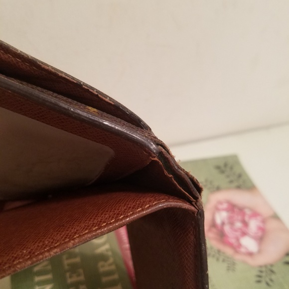 SALE! VINTAGE LOUIS VUITTON  Koala SHORT WALLET - Picture 4 of 8